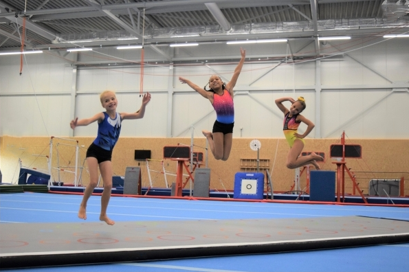 Opblaasbare gymnast getrommeld - Tumbling Air Track recensie en prijs